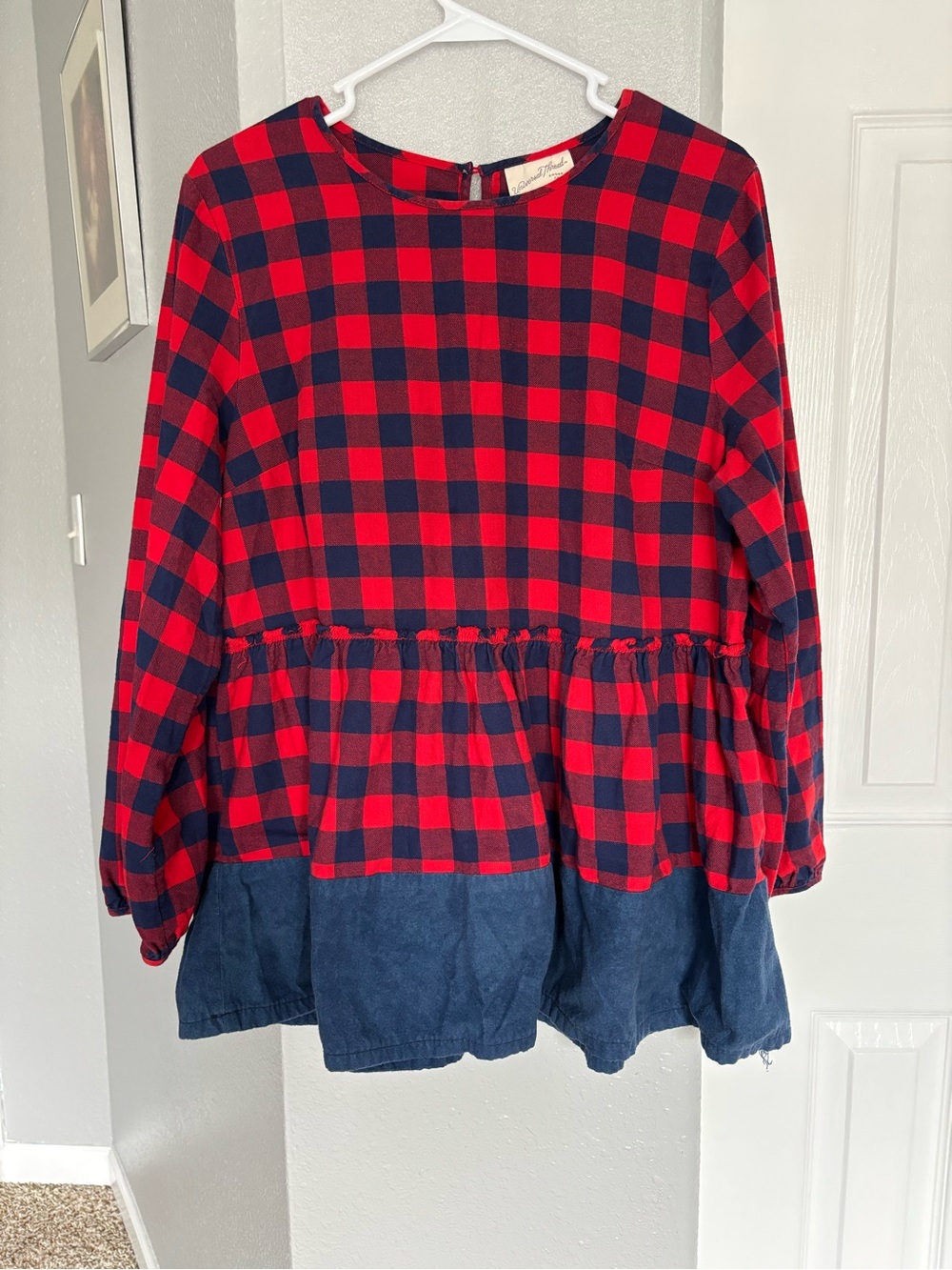 Universal Thread Red and Blue Plaid Women’s Blouse Size L
